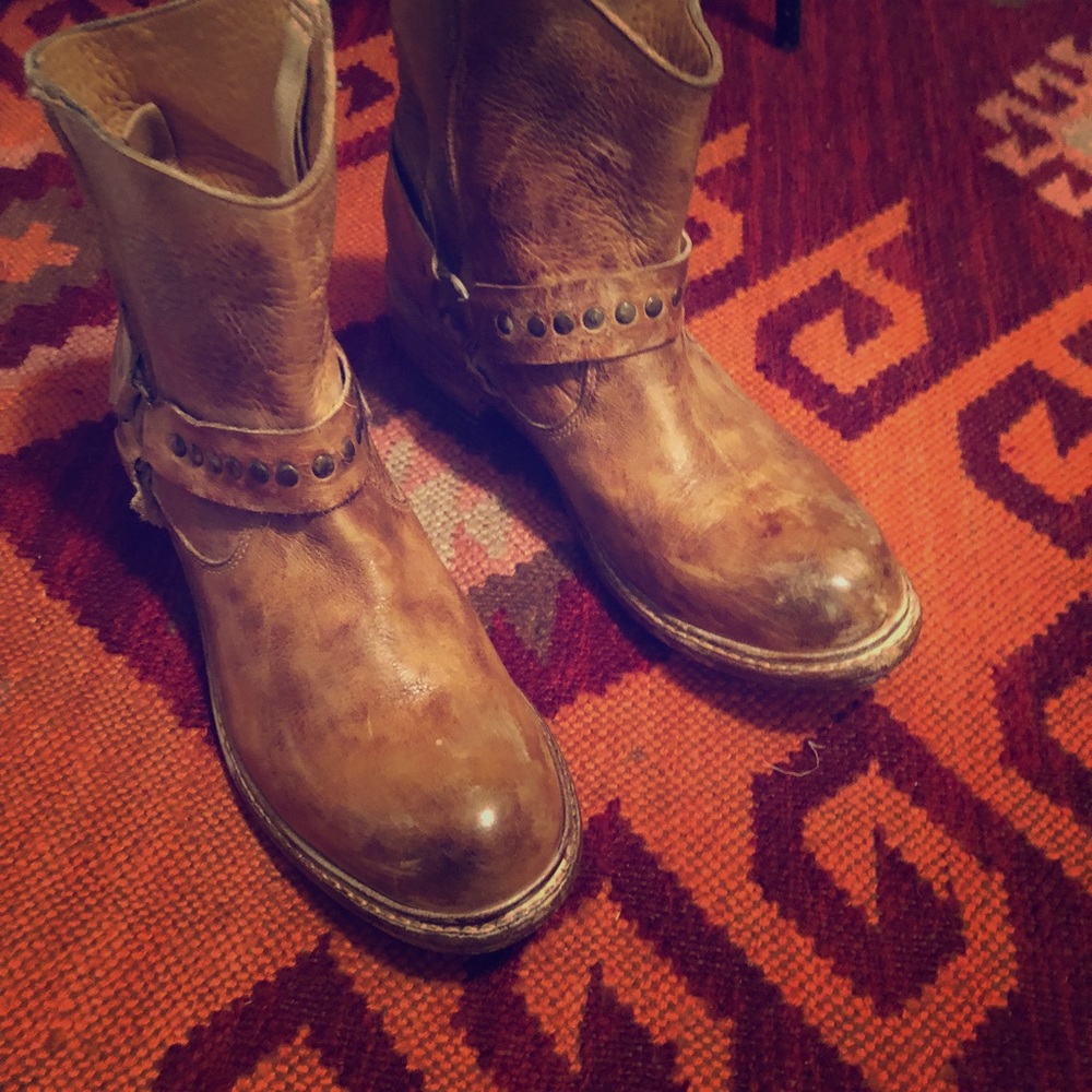 BedStu booties in good condition size 9